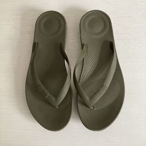 FitFlop iQushion Ergonomic Green Comfort Flip Flops Mens Size 9 Comfort